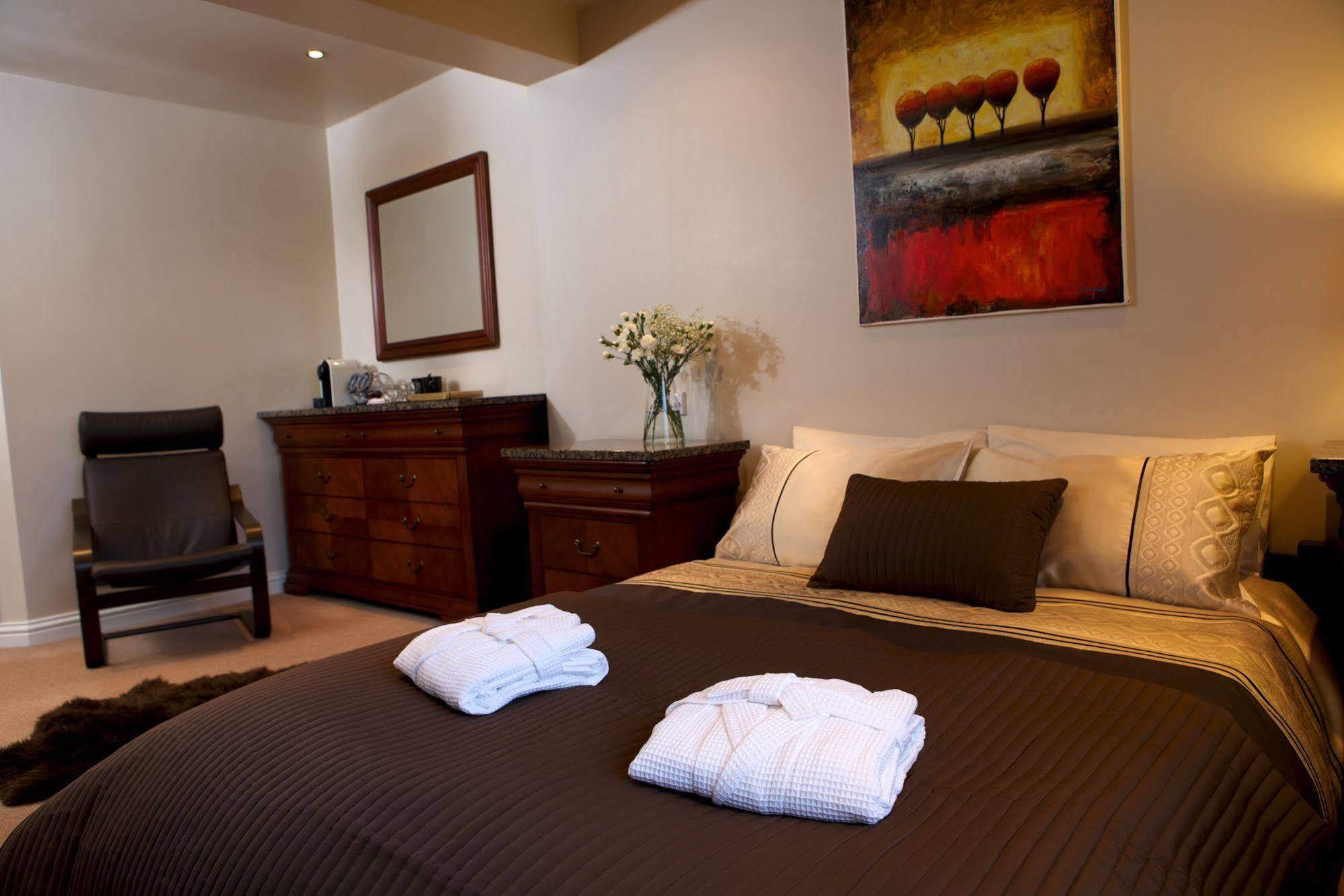 ستارتفورد أبون آفون No. 82 B&B المظهر الخارجي الصورة